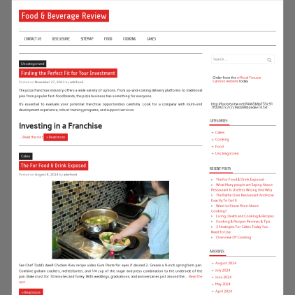 A detailed screenshot showcasing the homepage of footreview.net, highlighting its main features and design elements.