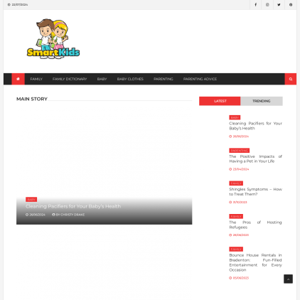 A detailed screenshot showcasing the homepage of smartkidds.com, highlighting its main features and design elements.